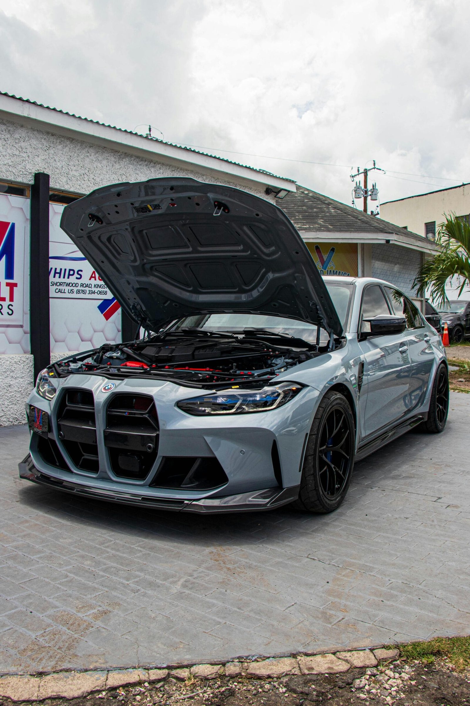 What Is The Proper Way To Clean And Maintain The Electric Scooters Folding Mechanism?